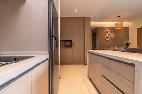 GTC Skyline Apartments by YourHost