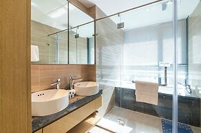 GTC Skyline Apartments by YourHost
