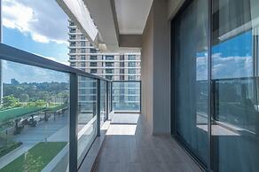 GTC Skyline Apartments by YourHost