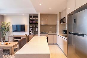 GTC Skyline Apartments by YourHost