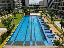 GTC Skyline Apartments by YourHost