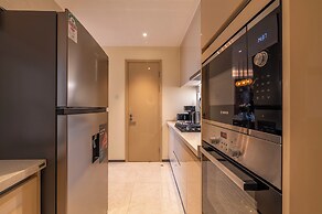 GTC Skyline Apartments by YourHost