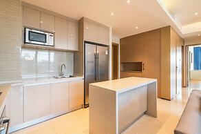 GTC Skyline Apartments by YourHost