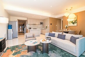 GTC Skyline Apartments by YourHost