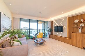 GTC Skyline Apartments by YourHost
