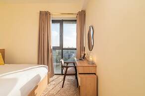 GTC Skyline Apartments by YourHost