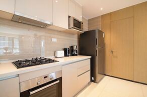 GTC Skyline Apartments by YourHost