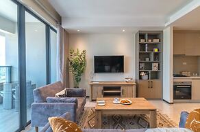 GTC Skyline Apartments by YourHost