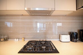 GTC Skyline Apartments by YourHost