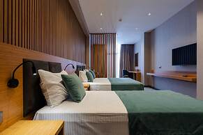 Hotel Monarch