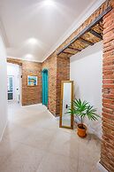 H&B apartments Beridze