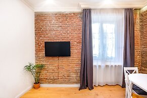 H&B apartments Beridze