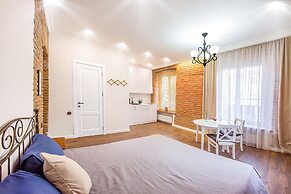 H&B apartments Beridze