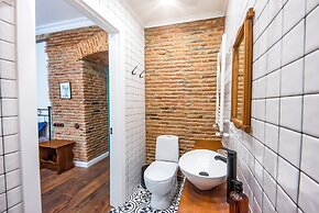 H&B apartments Beridze