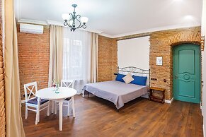 H&B apartments Beridze