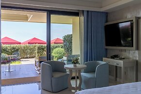 Cala Beach Resort