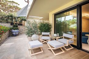 Cala Beach Resort