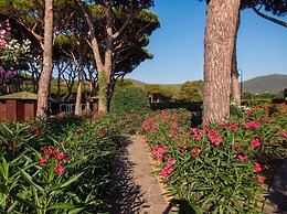 Cala Beach Resort