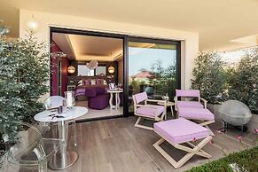 Cala Beach Resort