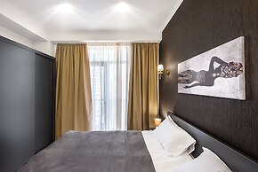 H&B apartments Chikovani