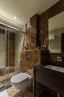 Royal Rawal - Luxury Boutique Hotel