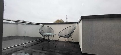 Hybrid Resi - Mitcham