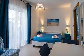 B & SunSea