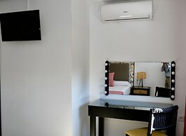 Hostal Garden Rous