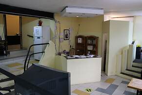 Mitre Suites Hotel