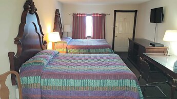 Fenelon Inn