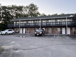 Fenelon Inn