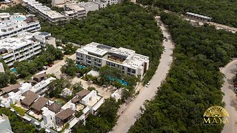 NHOA 207A Lux 2BR Condo Pool View in Aldea Zama