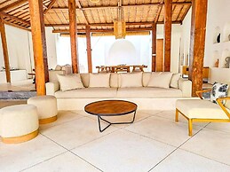 Belvilla Peaceful Retreat Nelayan Beach