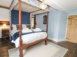 Pentre Hall
