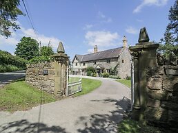 Pentre Hall