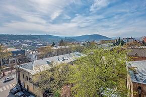 H&B apartments Queen Ketevan