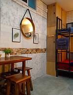 BM Loft On Nut & Massage