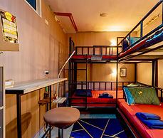 BM Loft On Nut & Massage