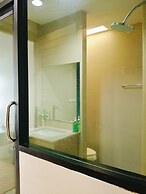 BM Loft On Nut & Massage