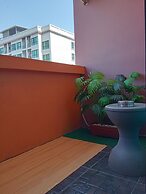 BM Loft On Nut & Massage