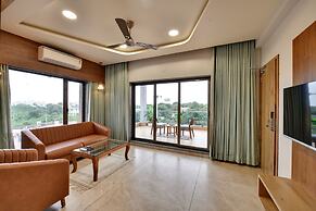 Hotel Radhika