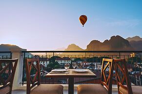 Oudomsin VangVieng Hotel