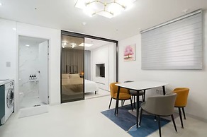 Seomun Residence Hotel