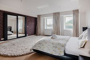 Brussels Penthouse Prestige