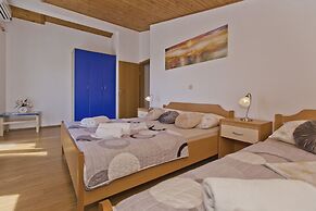 Apartmani Kresic 1