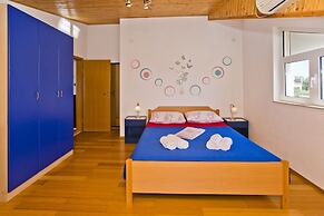 Apartmani Kresic 1
