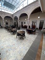 Cantera Real Hotel
