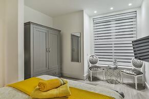 1 Bed Flat - Sleeps 2 - Pets - Parking - Wifi