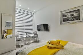 1 Bed Flat - Sleeps 2 - Pets - Parking - Wifi