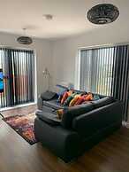 Stunning 2-bed Apartment in Grays